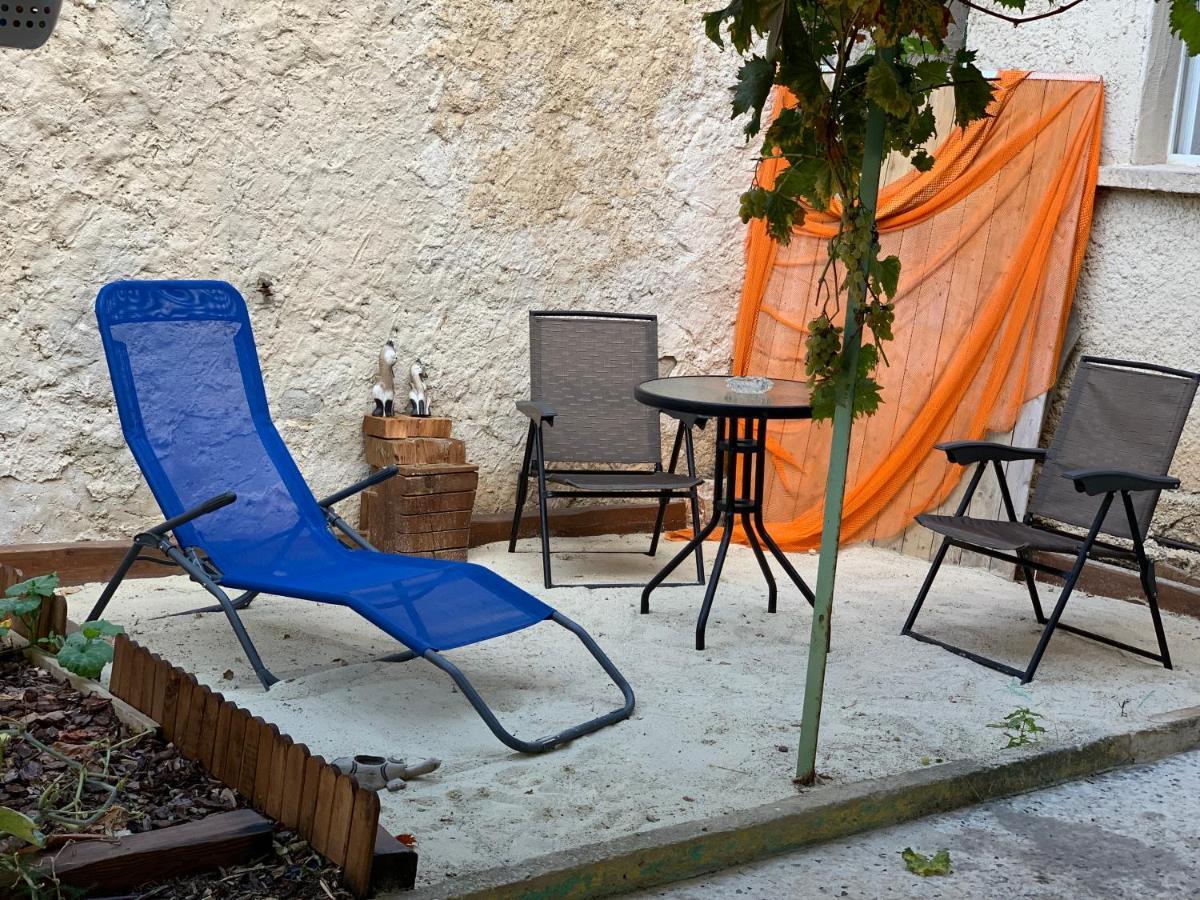 Studio Fond De Jardin Chez Jean-Luc Daire Marsilya Dış mekan fotoğraf